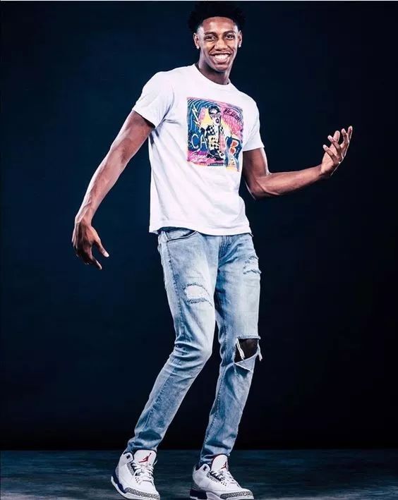 本菲卡迎足总杯关键赛，关键时刻再遭质疑，质疑声仍在，医务组通报恢复(理想对于相当于对于涂鸦)