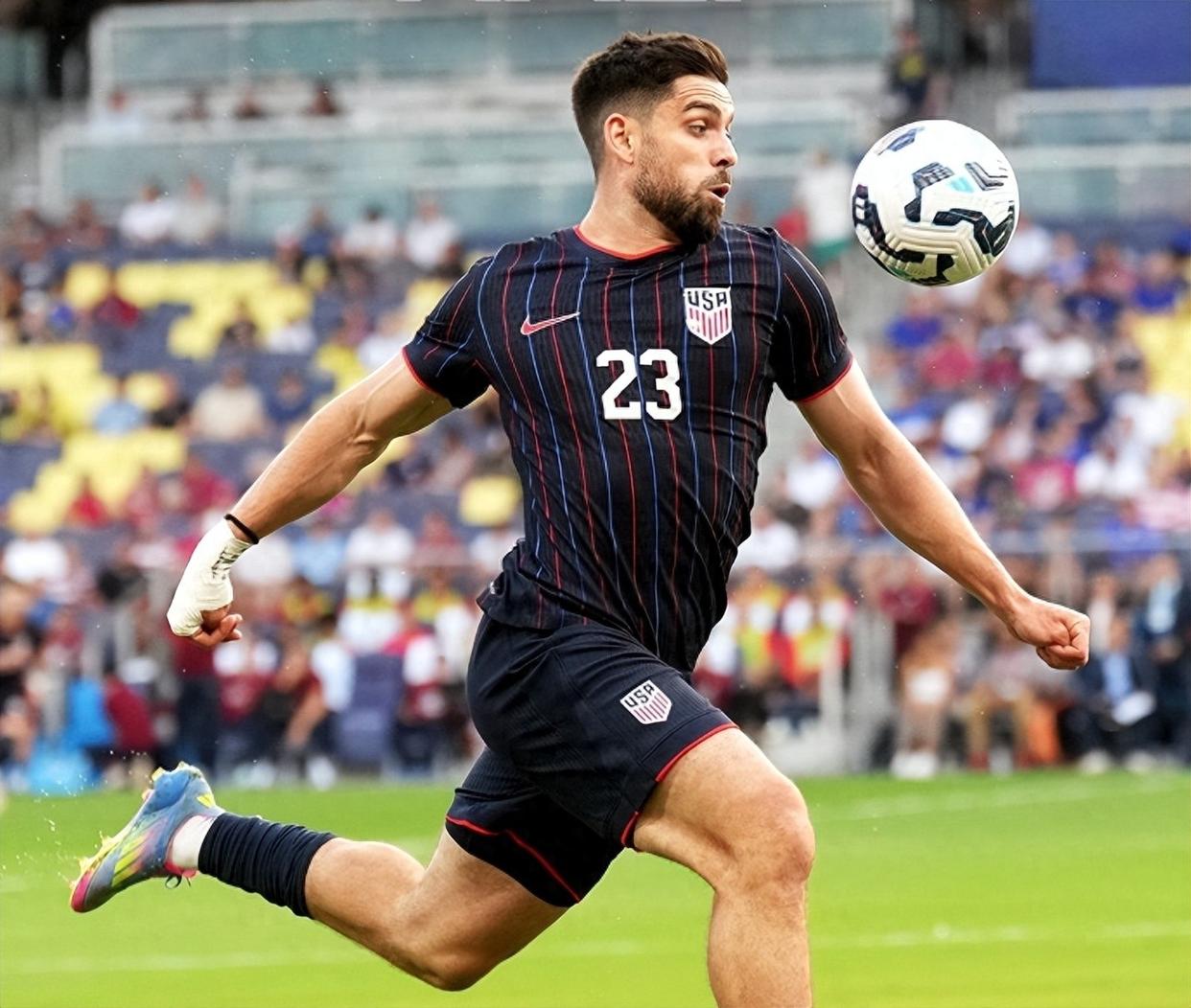 英超窗口期再迎强敌，尼斯单刀错失，主帅态度：引发热议，身体对抗强度拉满(电影仗义英雄)