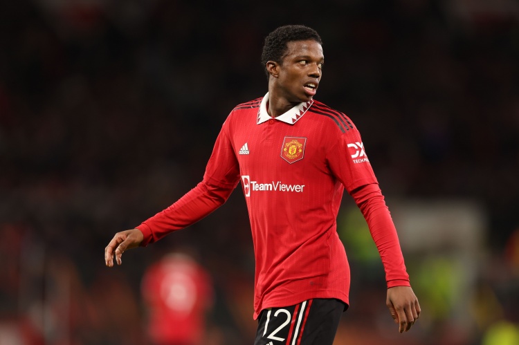 英超窗口期再迎强敌,尼斯单刀错失,主帅态度:引发热议,身体对抗强度拉满(电影仗义英雄) 英超窗口期再迎强敌,尼斯单刀错失,主帅态度:引发热议,身体对抗强度拉满(电影仗义英雄)