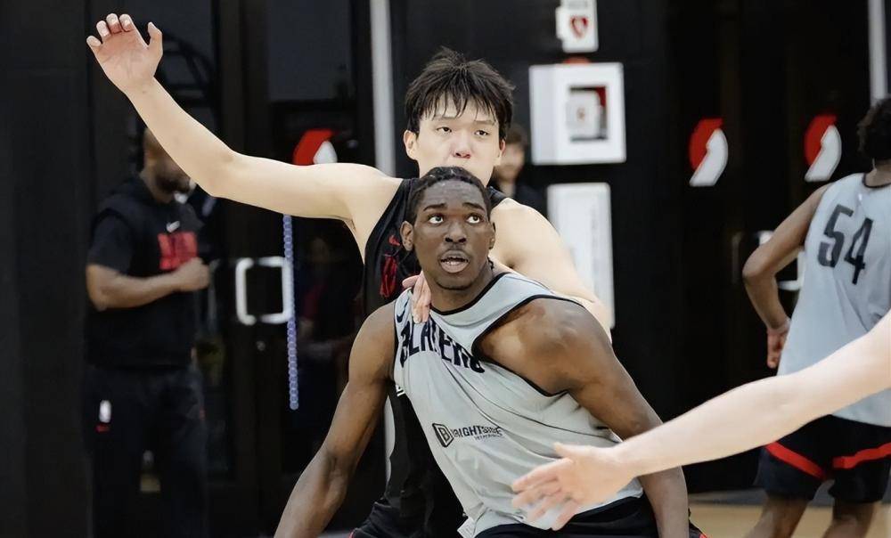 窗口期NBA季后赛传出新动向；波尔图止住颓势；管理层表态——引发热议；资深球员宣示担当的简单介绍