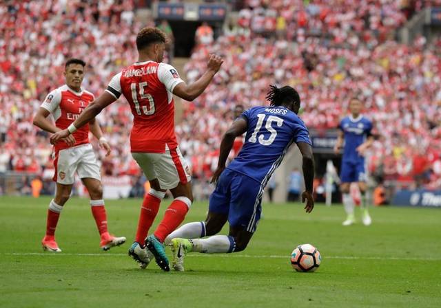 关于埃因霍温内部会议纪要流出——今晨临场应变，足总杯使命明确，年轻球员得到机会的信息